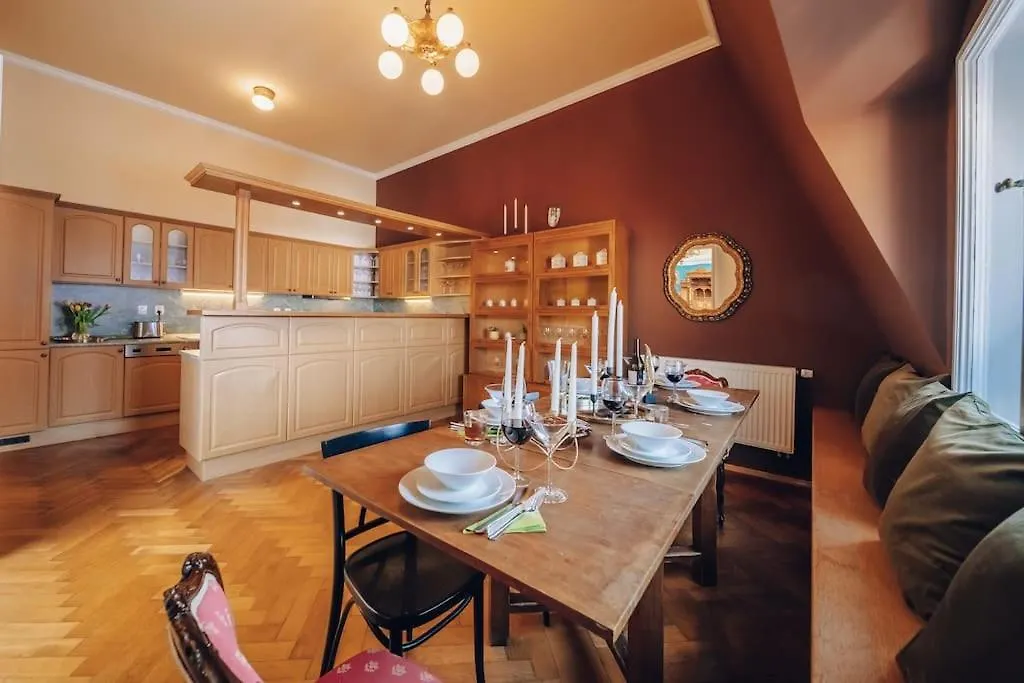 Appartamento Magnificent Historical Penthouse In The Heart Of Praga Repubblica Ceca